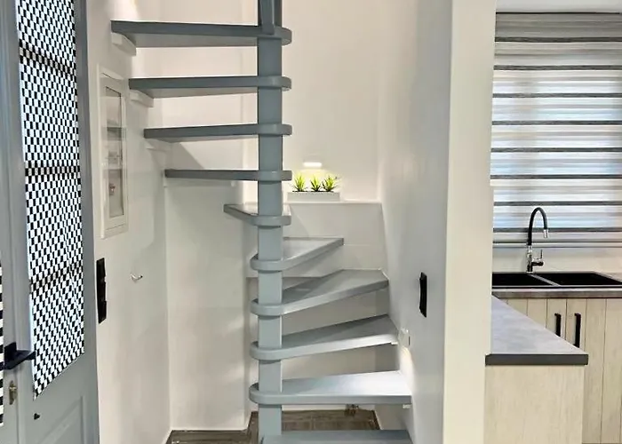 Matouli Escape Filótion