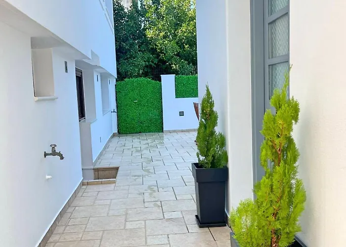 アパート Matouli Escape