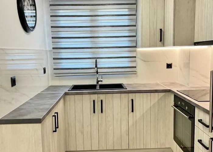 アパート Matouli Escape